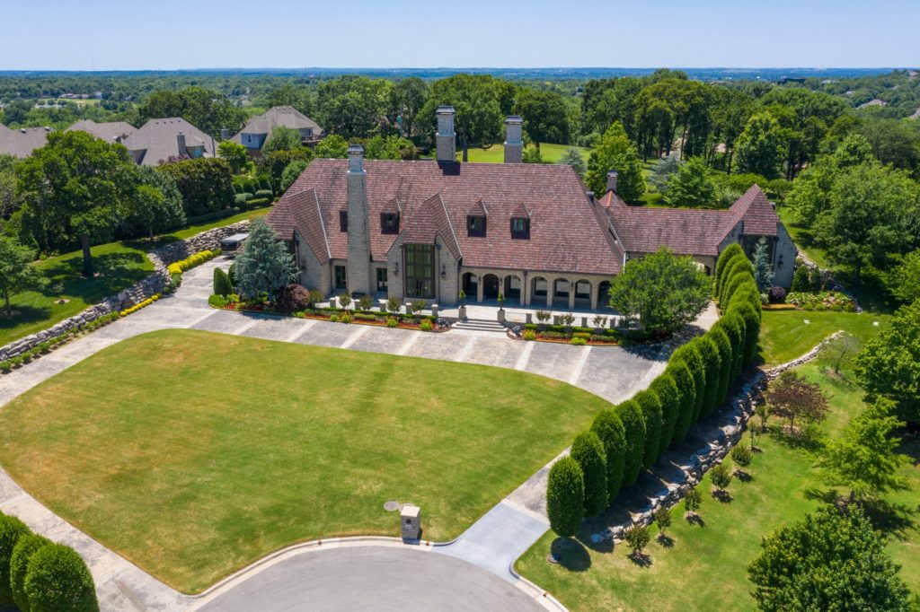 Elegant home in the suburbs sold by the Burns Home Team