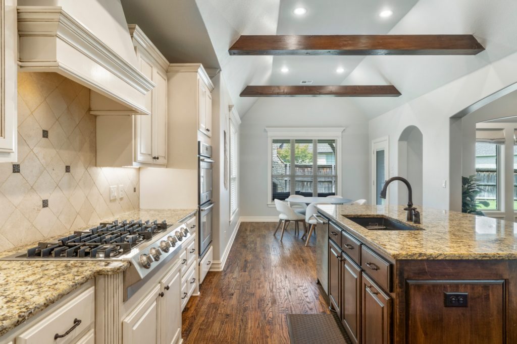 Luxury modern kitchen in a new home build.